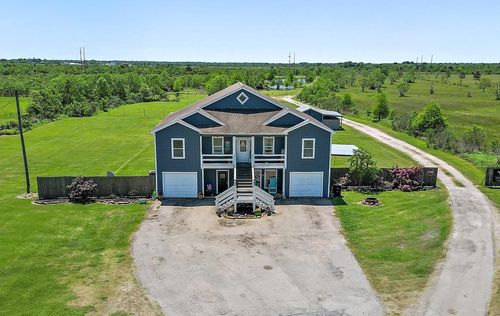 13659 Todd Rd, Winnie, TX, 77665-7857 | Card Image