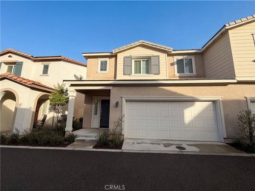 24266 Hazelnut Ave, Murrieta, CA, 92562-2158 | Card Image