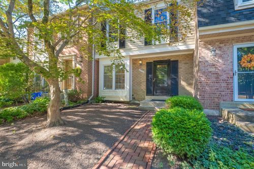 10026 Maple Leaf Dr, MONTGOMERY VILLAGE, MD, 20886-1132 | Card Image