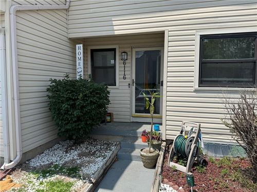 6116 E 127th St, Grandview, MO, 64030-1913 | Card Image