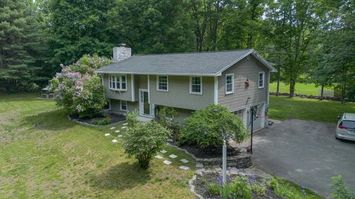 75 Piscataqua Rd, Durham, NH, 03824-3322 | Card Image