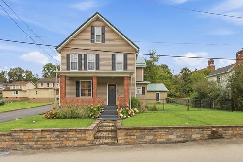 403 3rd Ave, Sutersville, PA, 15083-1107 | Card Image