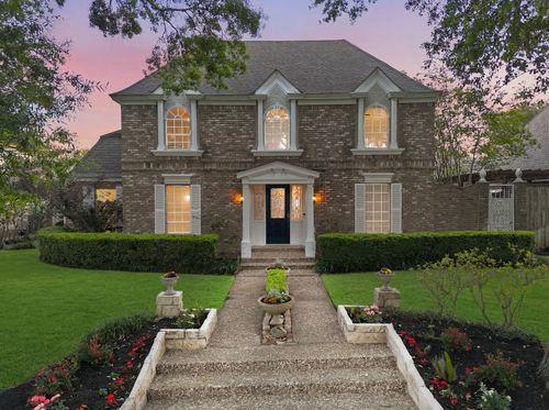 15814 Fleetwood Oaks Dr, Houston, TX, 77079-2405 | Card Image