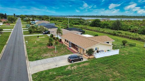 27 Annapolis Ln, ROTONDA WEST, FL, 33947-2202 | Card Image