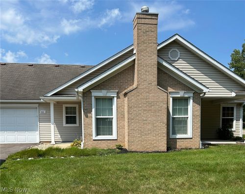 1313 Wynridge Ave, Louisville, OH, 44641-8798 | Card Image