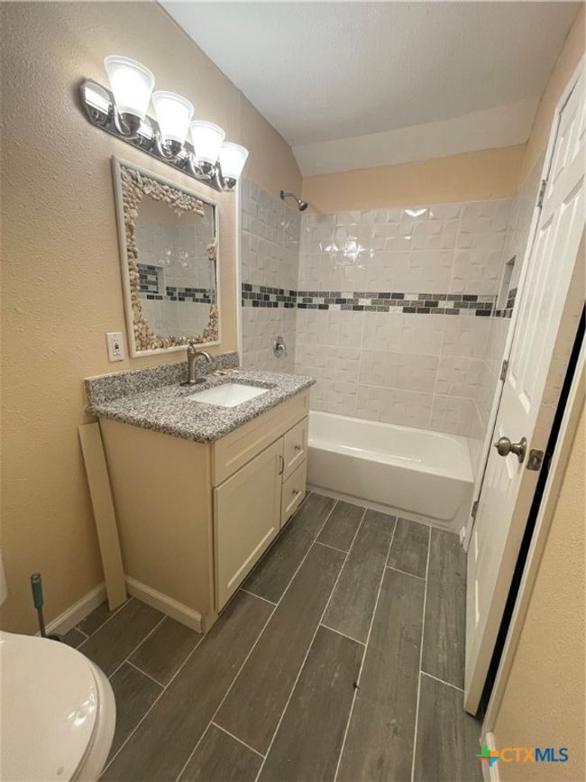 700 3rd Street, House other with 2 bedrooms, 1 bathrooms and null parking in Edna TX | Image 17