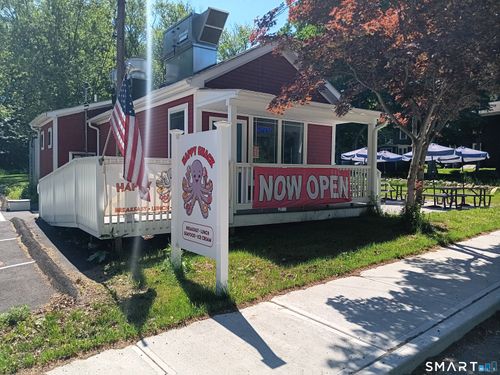 883 North Street, Milford, CT, 06460 | Card Image