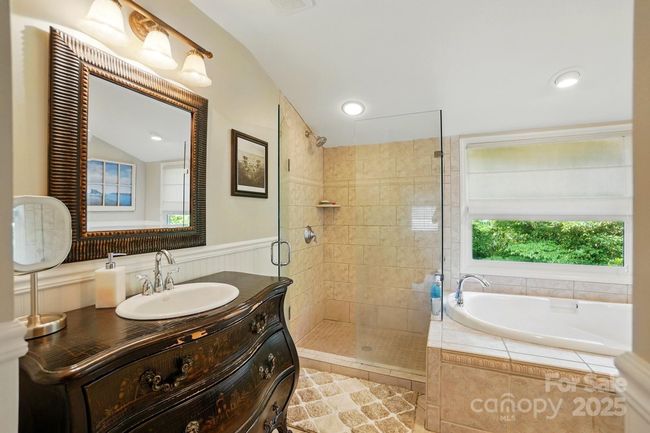 2025 Sagamore Rd, House other with 4 bedrooms, 3 bathrooms and null parking in Charlotte NC | Image 31