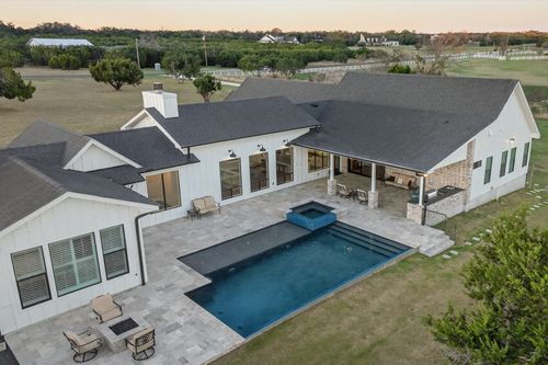 325 Sundance Trl, Liberty Hill, TX, 78642-3851 | Card Image