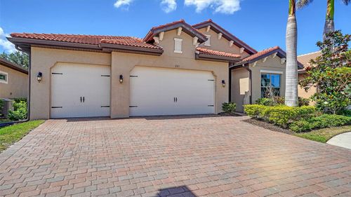 227 Maraviya Blvd, NOKOMIS, FL, 34275-1003 | Card Image