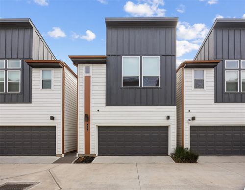 807 N Emile St, Houston, TX, 77020-7126 | Card Image