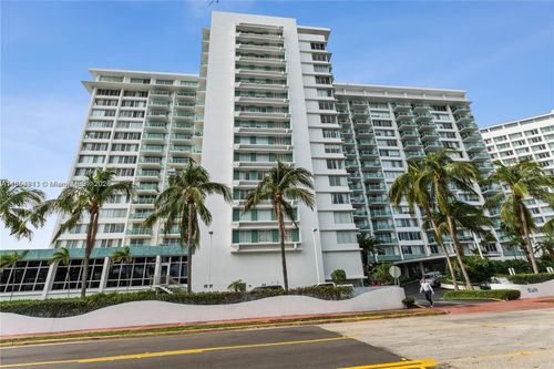 apt-307-1000 West Ave, Miami Beach, FL, 33139-4715 | Card Image