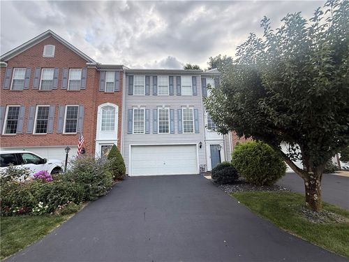 129 Unity Sq, Greensburg, PA, 15601-9521 | Card Image
