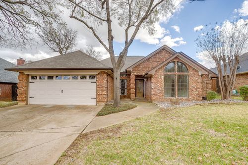 8016 Kendra Lane, North Richland Hills, TX, 76182 | Card Image
