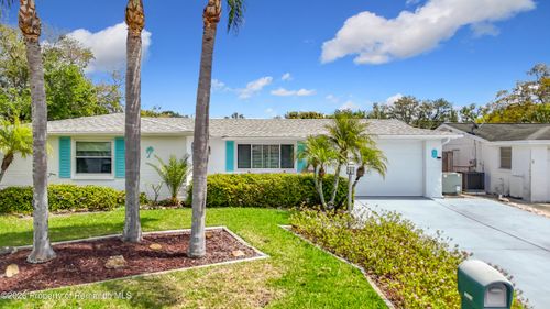 11114 White Oak Ln, Port Richey, FL, 34668-2338 | Card Image