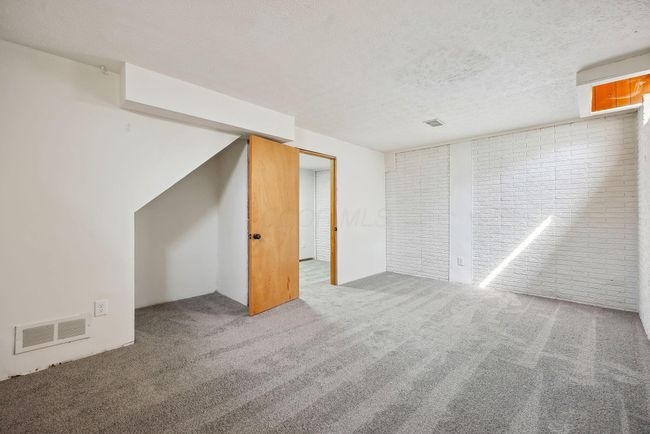 8210 Laramie Pl, Condo with 2 bedrooms, 2 bathrooms and null parking in Powell OH | Image 25