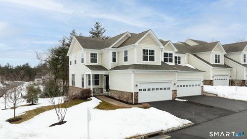 1-1 Arrowwood Ct, Middlebury, CT, 06762-2947 | Card Image