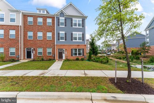 8760 Mimosa Ave, CLINTON, MD, 20735-9676 | Card Image