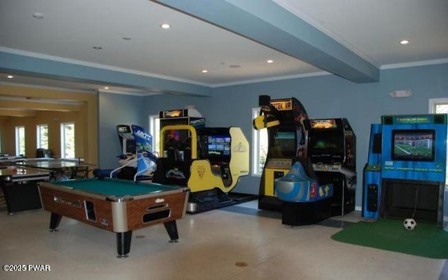 Arcade | Image 8