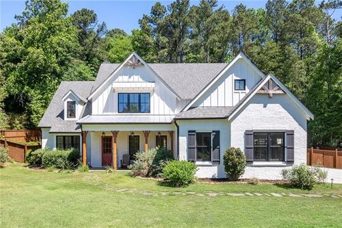 1009 Davenport Cir, Powder springs, GA, 30127-4214 | Card Image