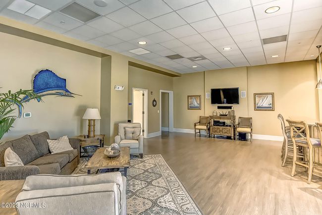UNIT-402 - 4425 Arendell St, Condo with 3 bedrooms, 3 bathrooms and null parking in Morehead City NC | Image 42