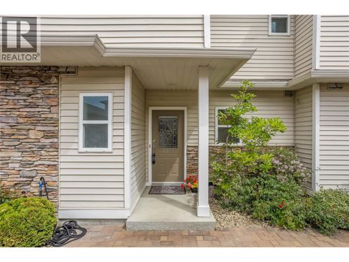 104-4049 Lakeshore Rd, Kelowna, BC, V1W1V7 | Card Image