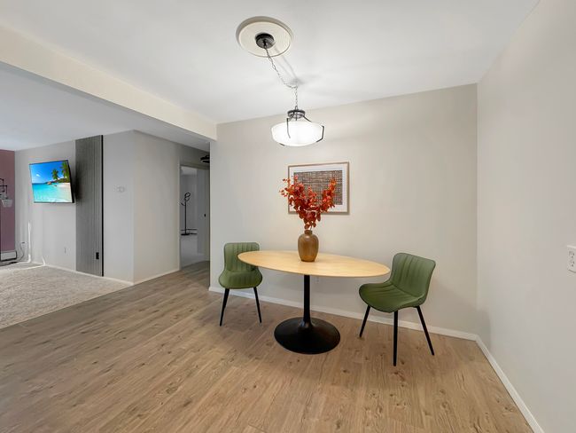 APT-8B - 124 N Whistler Ave, Condo with 2 bedrooms, 1 bathrooms and 1 parking in FREEPORT IL | Image 9