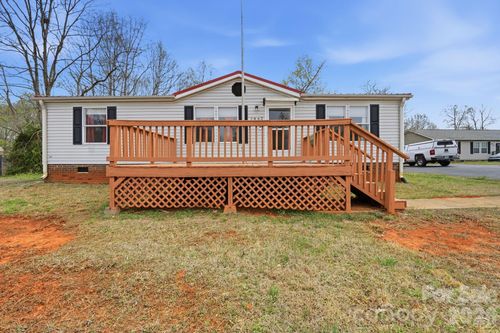 2862 Eagle Point Dr, Trinity, NC, 27370-7847 | Card Image