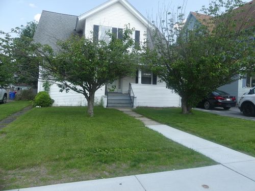 323 Burncoat St, Worcester, MA, 01606-3127 | Card Image