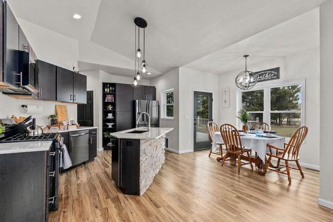 2570 W Fallen Oak Drive, House other with 5 bedrooms, 3 bathrooms and null parking in APPLETON WI | Image 21