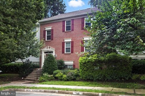 apt-302-12001 Golf Ridge Ct, FAIRFAX, VA, 22033-2620 | Card Image