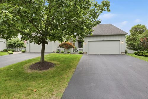 48 Winding Creek Ln, Rochester, NY, 14625-2175 | Card Image