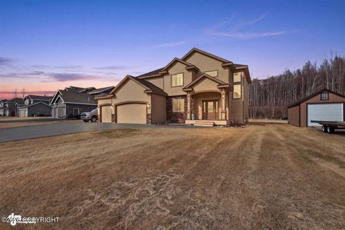 5705 E Fetlock Dr, Wasilla, AK, 99654-8408 | Card Image