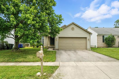 6678 Winbarr Way, Canal Winchester, OH, 43110-8730 | Card Image
