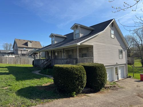 105 Waverly Lane, Frankfort, KY, 40601 | Card Image