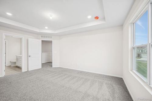 1905 Saltsprings Dr, Saline, MI, 48176-1808 | Card Image