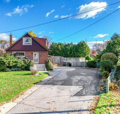 21 Tripp Cres, Scarborough, ON, M1P1B4 | Card Image