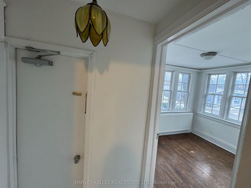 300-678 Huron St, Toronto, ON, M5R2R9 | Card Image