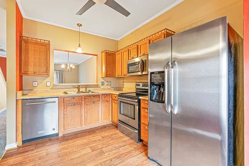 905 Goldendale Ct, Greenville, SC, 29607-4876 | Card Image