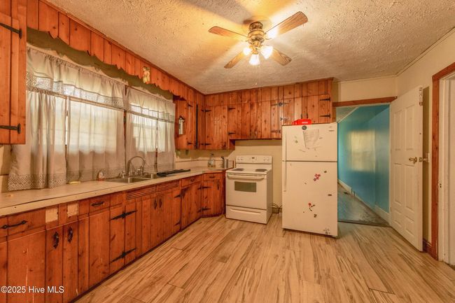 503 Spring St, House other with 4 bedrooms, 1 bathrooms and null parking in Hamlet NC | Image 7
