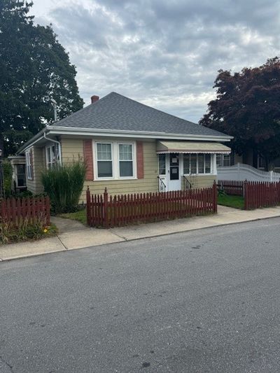 32 Leading Street, House other with 3 bedrooms, 1 bathrooms and 3 parking in Johnston RI | Image 1