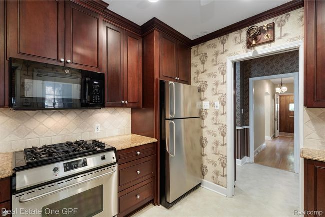 15-542 Cadieux Rd 018.jpg | Image 14
