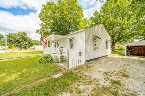 2911 E Wysor Street, Muncie, IN, 47303-4236 | Card Image