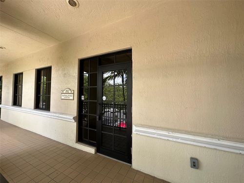 202-7451 Wiles Rd, Coral Springs, FL, 33067-2099 | Card Image