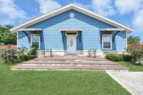 1106 S 8th St, La Porte, TX, 77571-6202 | Card Image