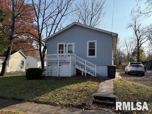 601 W Willow St, Carbondale, IL, 62901-1359 | Card Image