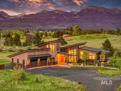 14036 Hideaway Ct, McCall, ID, 83638-5163 | Card Image