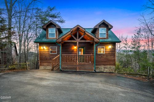 4176 Chamberlain Lane, Sevierville, TN, 37862 | Card Image