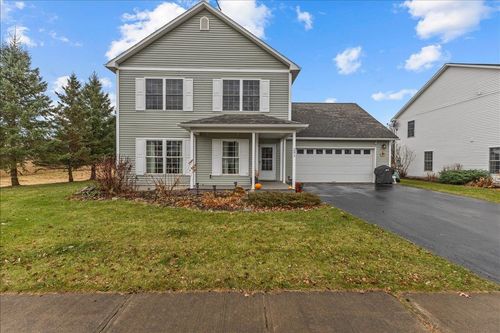293 Farmall Dr, Hinesburg, VT, 05461-4444 | Card Image