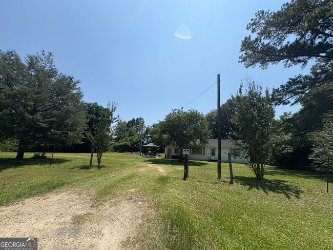 2326 S Joe Wright Dr, House other with 3 bedrooms, 2 bathrooms and null parking in Cordele GA | Image 4